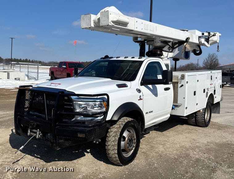 2022 Dodge Ram 5500HD Equipment Image0