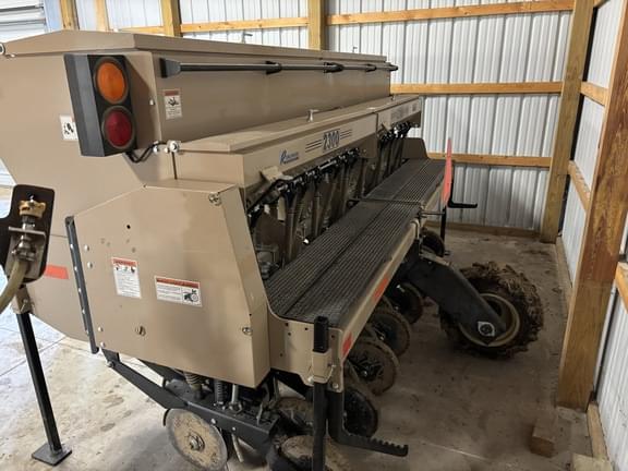 Image of Remlinger 2300 equipment image 1