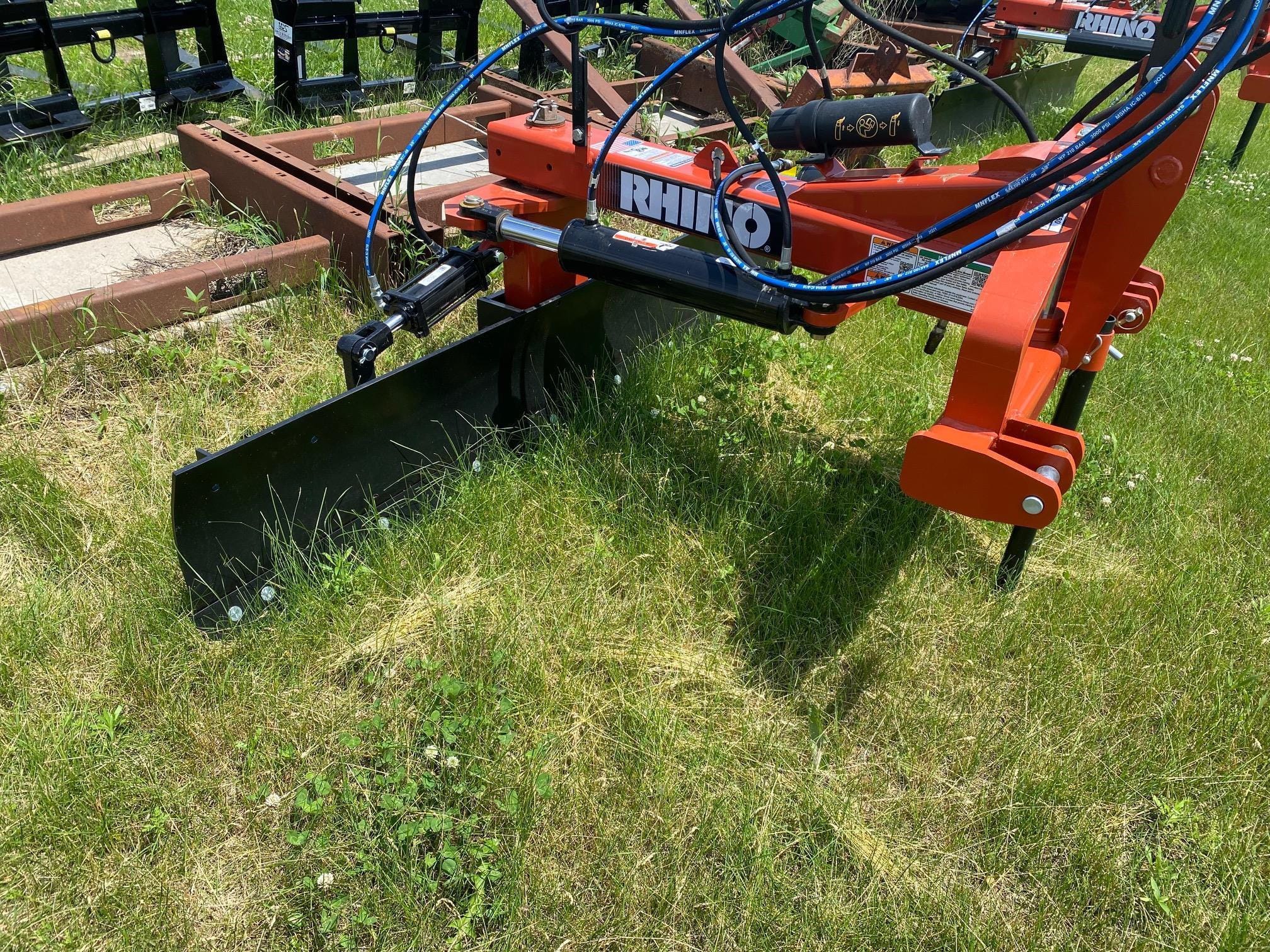 2022 Rhino R950 Equipment Image0