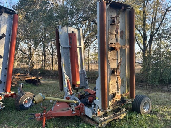 2022 Rhino X2411 Equipment Image0