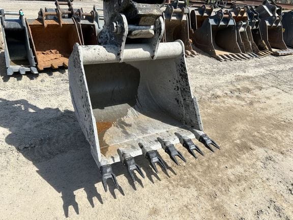 2022 Rockland Excavator Bucket Equipment Image0