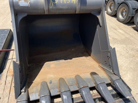 2022 Rockland Excavator Bucket Equipment Image0