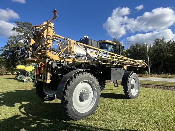 Image of RoGator RG1100C equipment image 2