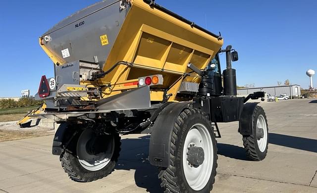 Image of RoGator RG1100C equipment image 2