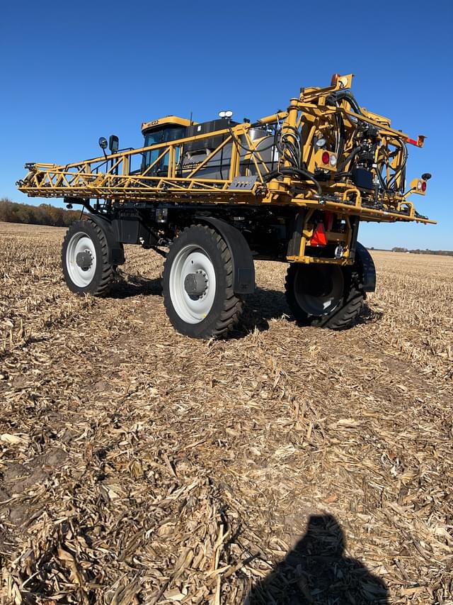 Image of RoGator RG1100C equipment image 2