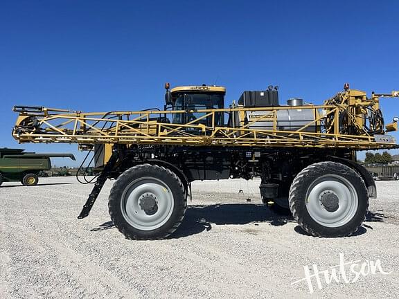 Image of RoGator RG1300C equipment image 3