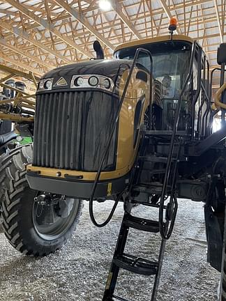 Image of RoGator RG1300C equipment image 2