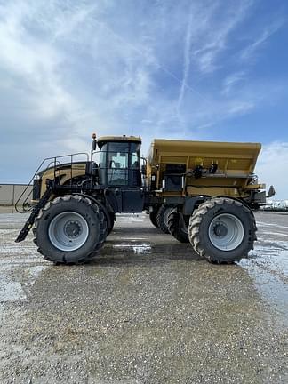 Image of RoGator RG1300C equipment image 1