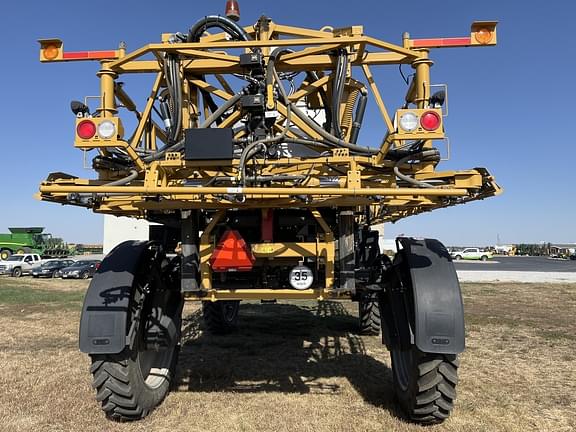 Image of RoGator RG1300C equipment image 4