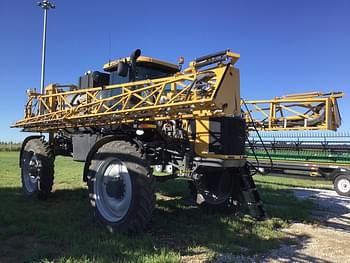 2022 RoGator RG1300C Equipment Image0