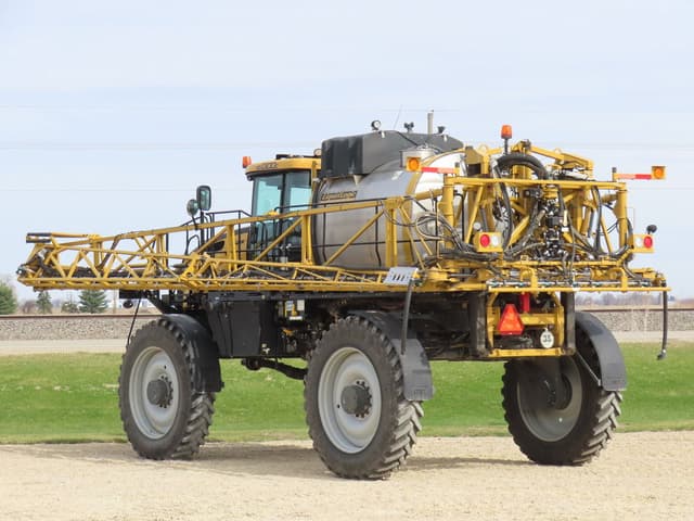 Image of RoGator RG1300C equipment image 2