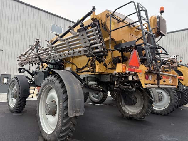 Image of RoGator RG1300C equipment image 3