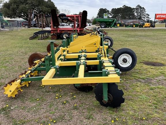 Image of Roll A Cone Bed Master equipment image 2