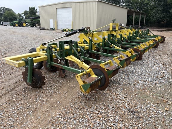 2022 Roll A Cone 12R38 Equipment Image0