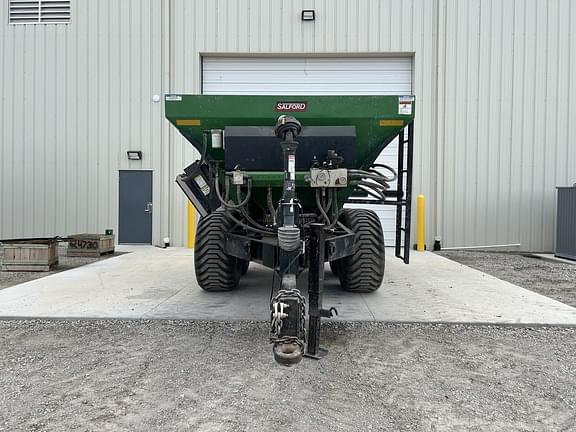 Image of BBI MagnaSpread equipment image 1
