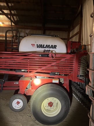 Main image Salford Valmar 246