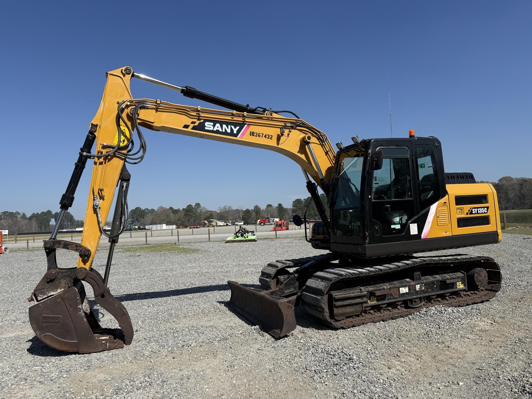 2022 SANY SY135C Equipment Image0