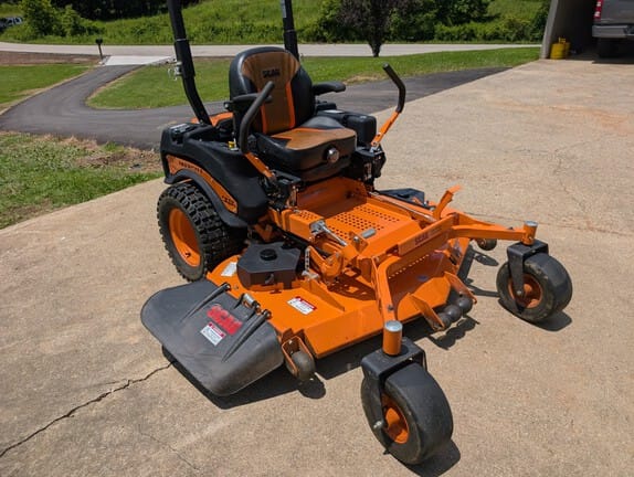2022 Scag STCII-61V-26FT-EFI Equipment Image0