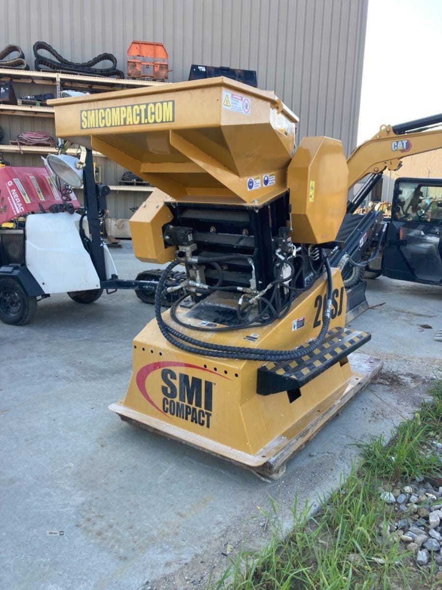 2022 Screen Machine 20SJ Equipment Image0