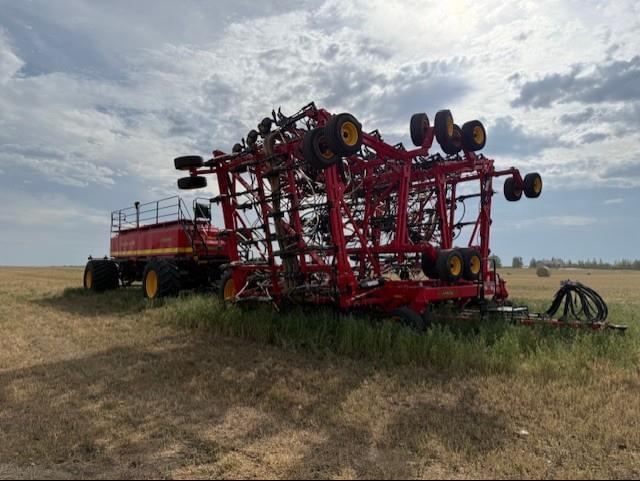 Image of Seed Hawk 8412 Primary image