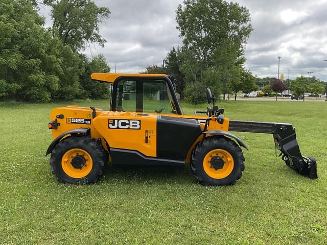 Image of JCB 525-60 equipment image 3