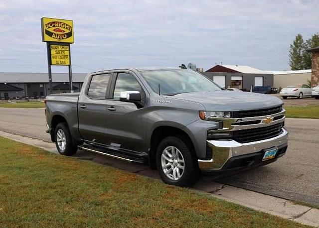 Image of Chevrolet Silverado equipment image 4