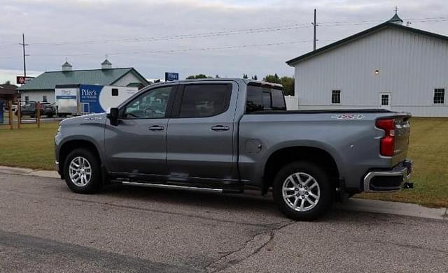 Image of Chevrolet Silverado equipment image 1