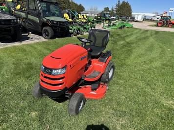 Main image Simplicity Broadmoor