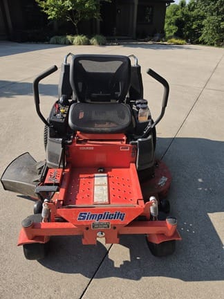 2022 Simplicity Courier Equipment Image0