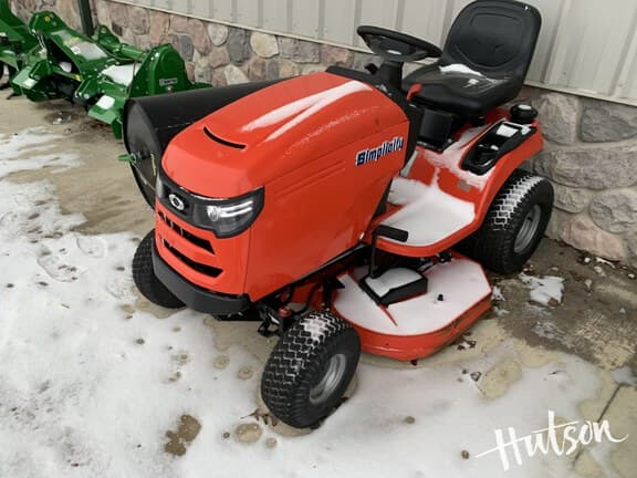 Image of Simplicity Regent equipment image 1