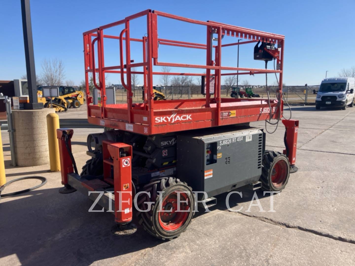 2022 Sky Jack SJ6826RT Equipment Image0