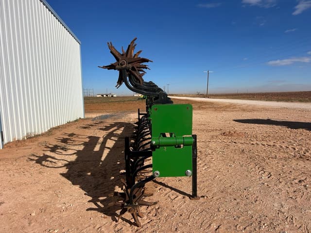 Image of SM Fab Sandfighter equipment image 1