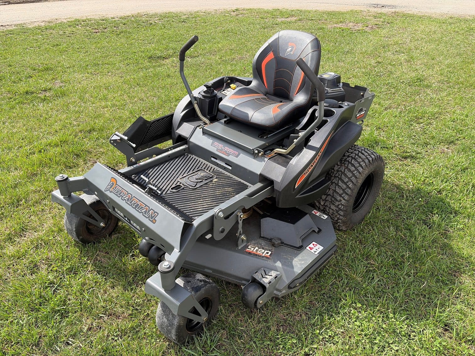 2022 Spartan RZ Pro Equipment Image0