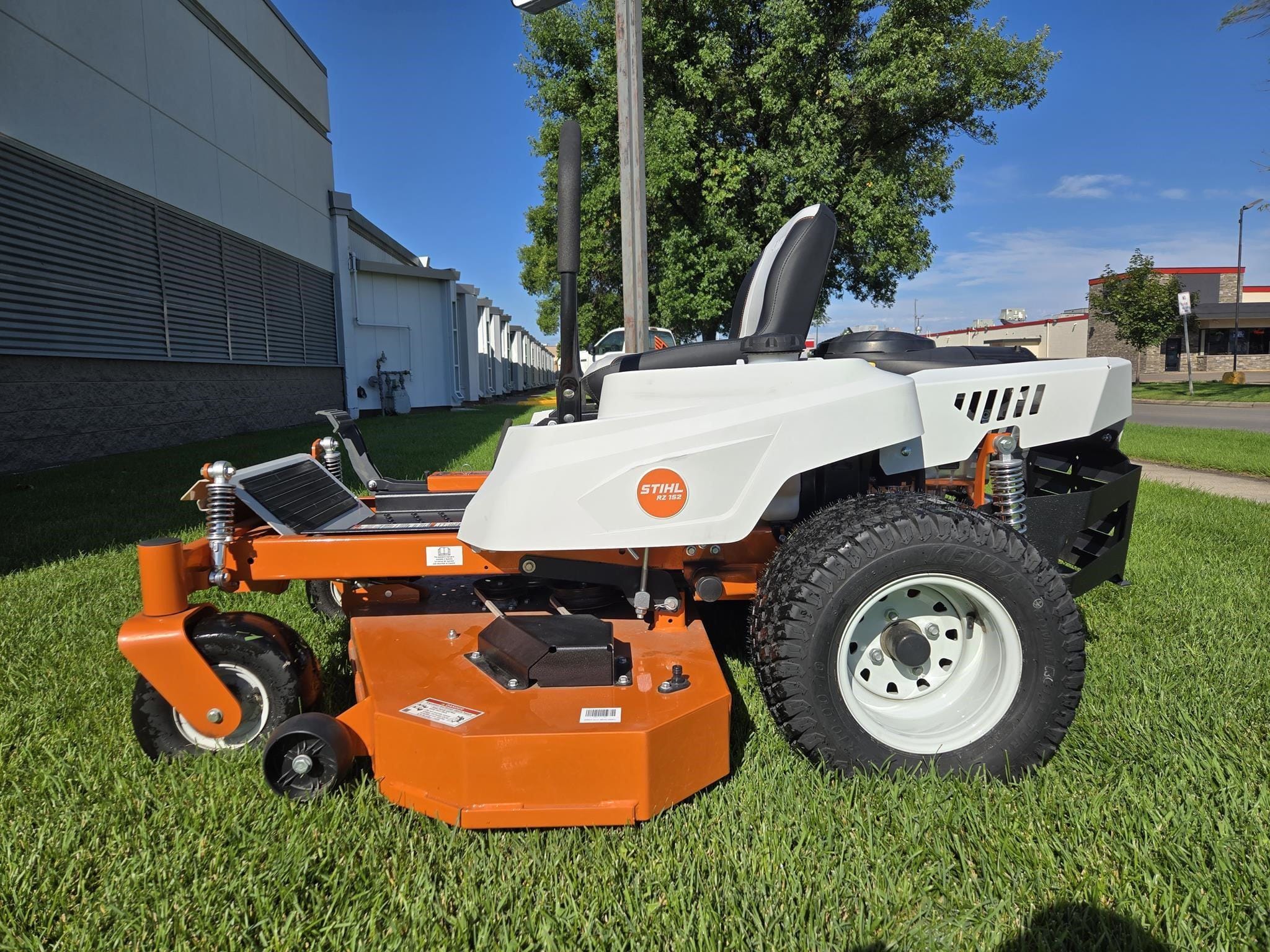 2022 Stihl RZ152 Equipment Image0