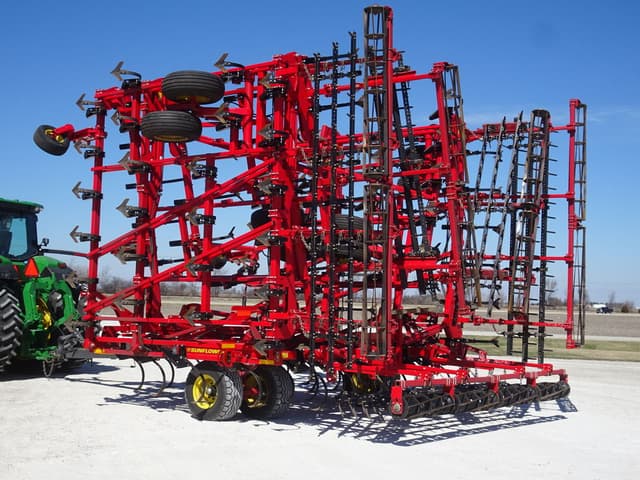 Image of Sunflower 5056 equipment image 4