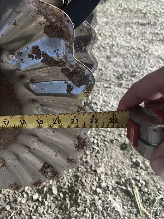 Image of Sunflower 6631-24 equipment image 1