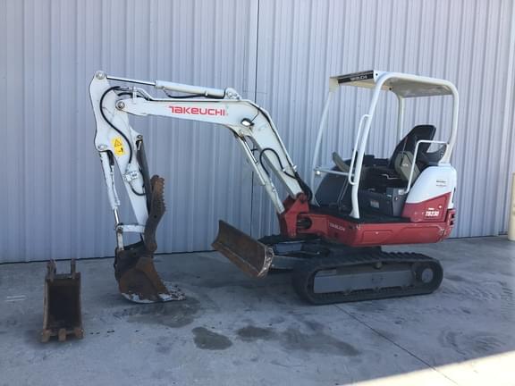 Image of Takeuchi TB230 equipment image 1