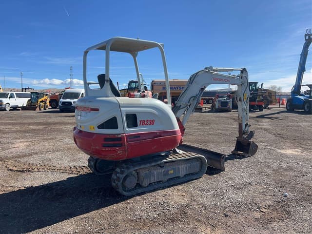 Image of Takeuchi TB230 equipment image 2