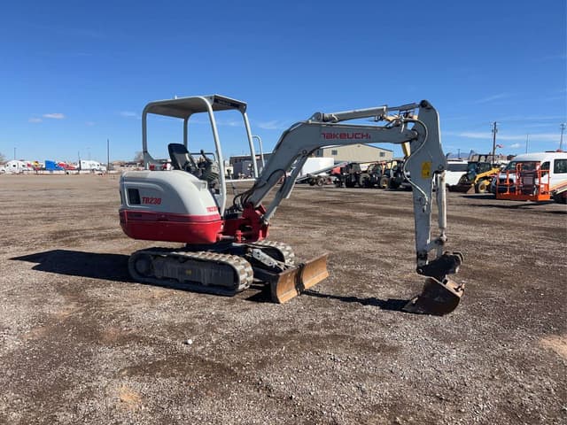 Image of Takeuchi TB230 equipment image 1