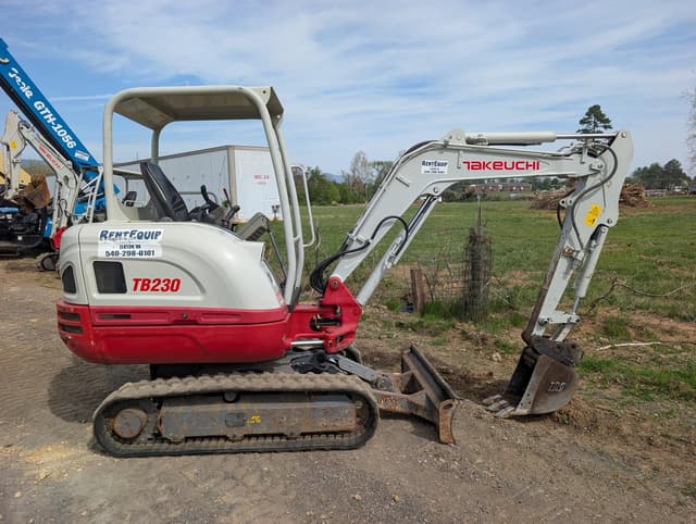 Image of Takeuchi TB230 equipment image 1
