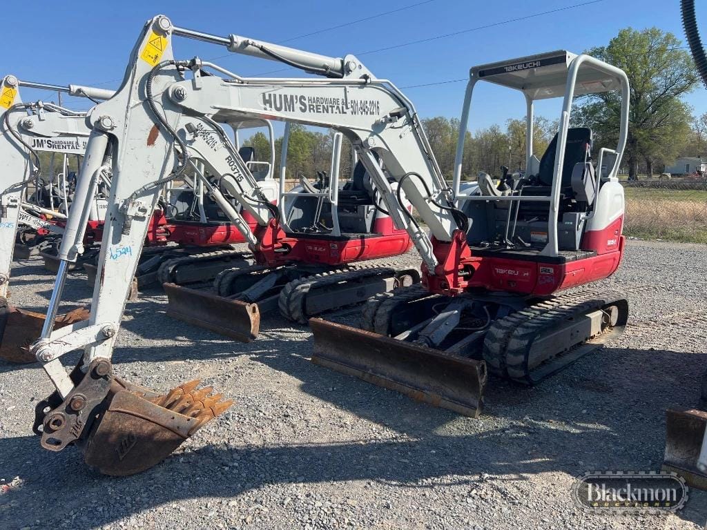 2022 Takeuchi TB235-2 Equipment Image0