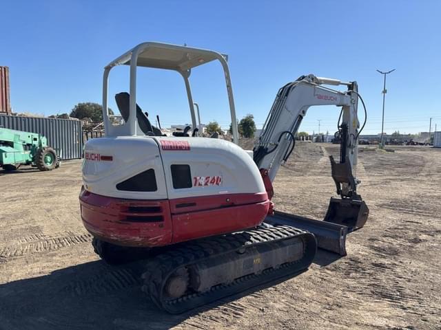 Image of Takeuchi TB240 equipment image 2