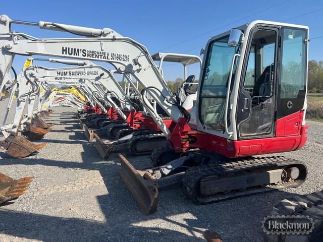 Image of Takeuchi TB240 equipment image 1