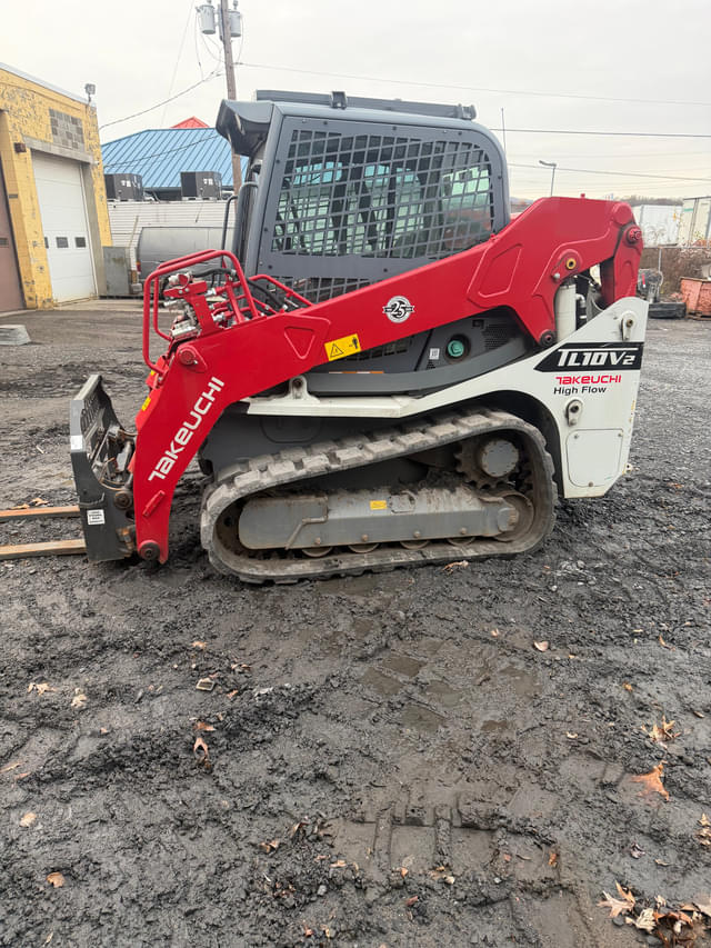 Image of Takeuchi TL10V2 equipment image 1