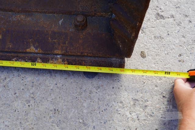 Image of Takeuchi TL12R2 equipment image 1