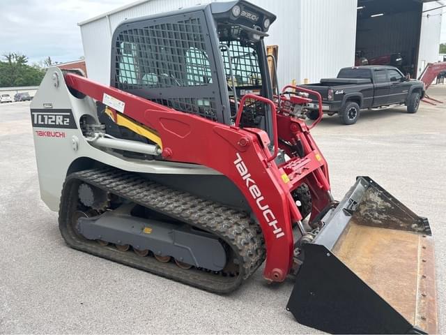 Image of Takeuchi TL12R2 equipment image 1
