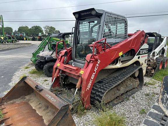 Image of Takeuchi TL12V2 equipment image 2