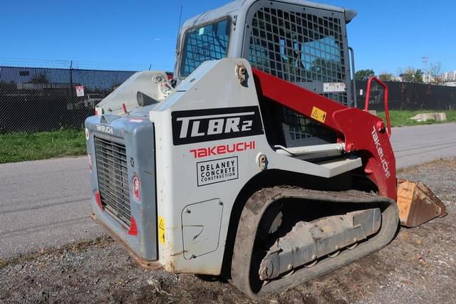 Image of Takeuchi TL8R2 equipment image 2