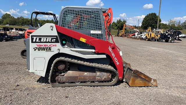 Image of Takeuchi TL8R2 equipment image 4