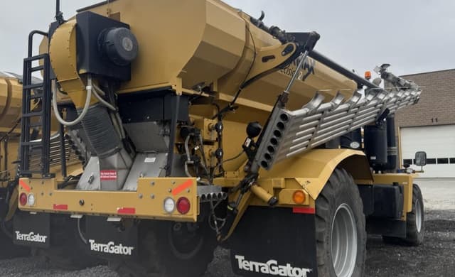 Image of Terra-Gator TG8400C equipment image 2
